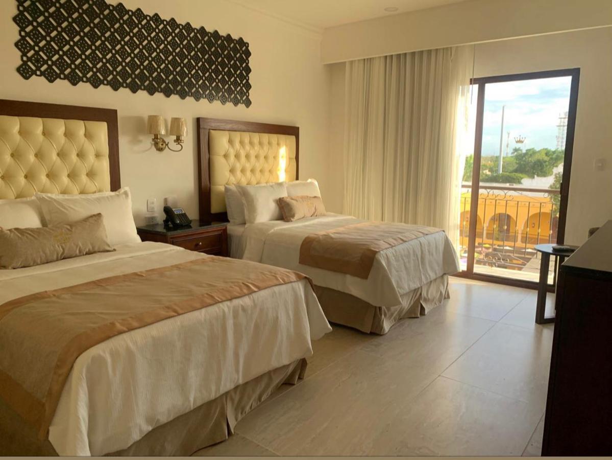 Real Hispano Valladolid  Exterior photo A room at the Iberostar Grand Hotel Bávaro